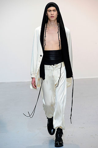 Ann Demeulemeester / - 2010